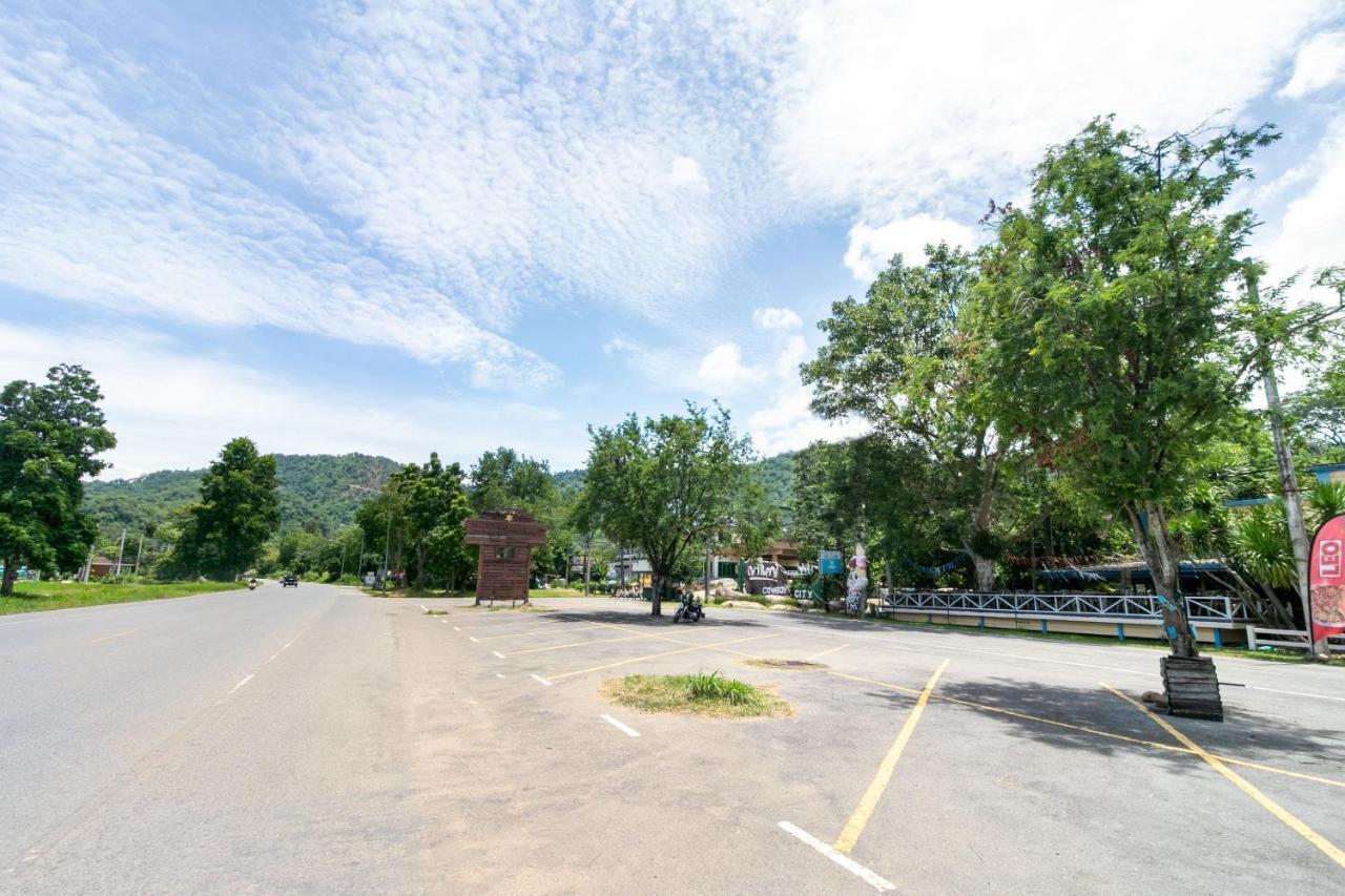 Capital O 1110 Khaoyai Cowboy City Resort 무 시 외부 사진