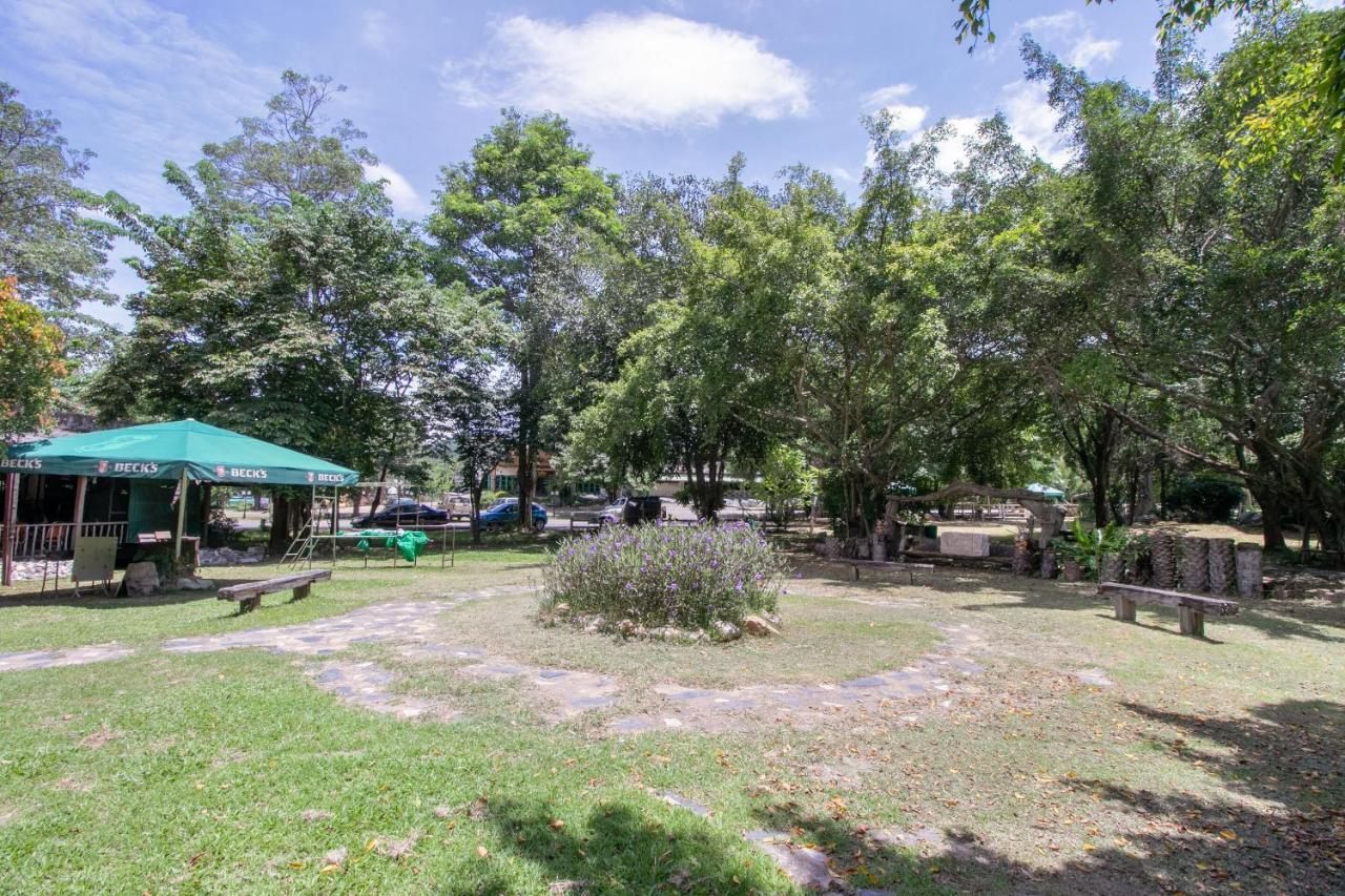 Capital O 1110 Khaoyai Cowboy City Resort 무 시 외부 사진