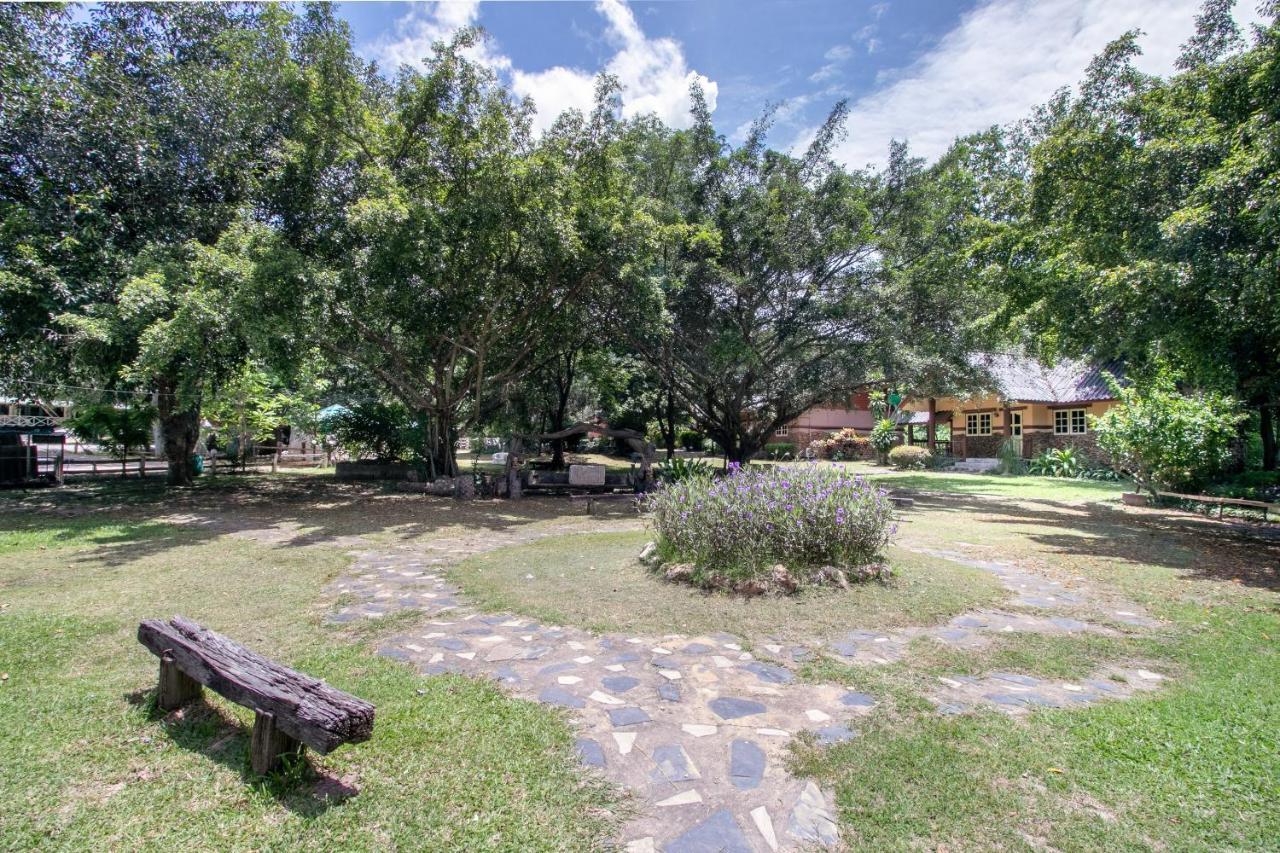 Capital O 1110 Khaoyai Cowboy City Resort 무 시 외부 사진